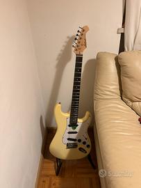 Chitarra elettrica Strato