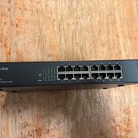 Tp-Link Switch  Ethernet  16 porte 10/100