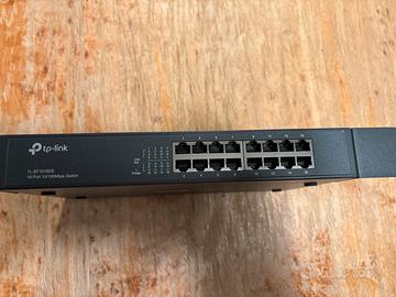 Tp-Link Switch  Ethernet  16 porte 10/100