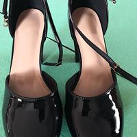 Scarpa elegante donna nr. 39 Nuova in vernice nera