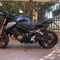 Honda Cb 650 r 2500 km
