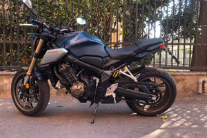 Honda Cb 650 r 2500 km