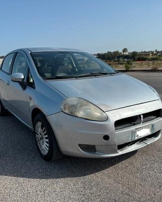 Fiat Grande Punto 1.3 MJT 75 CV 5 porte Dynamic