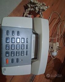 Telefono fisso anni 80.