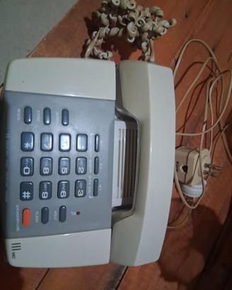 Telefono fisso anni 80.