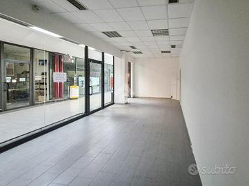 NEGOZIO A PIACENZA