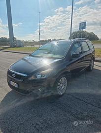 Ford focus 2011