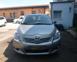 Toyota Verso 2.0 D Sol 7 posti