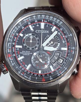 Citizen  Pilot radio controllato Titanio
