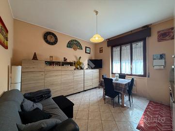 3 LOCALI A PROVAGLIO D'ISEO