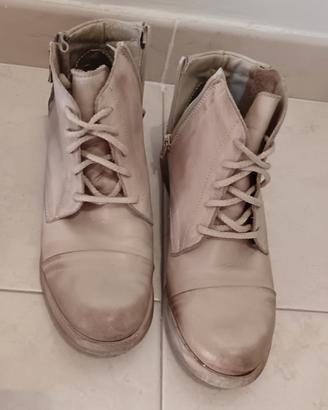 stivaletto pelle