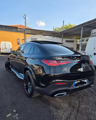 MERCEDES GLC 300