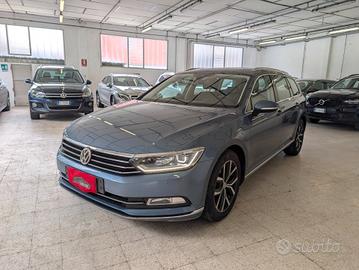 Volkswagen Passat Variant 2.0 TDI DSG Highline Blu