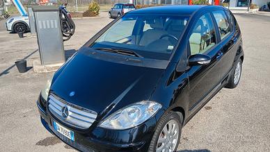 Mercedes A 200 GPL - Con Attacco Gancio traino 