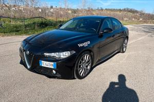 ALFA ROMEO GIULIA 2,2 D 150 CV SUPER AT8