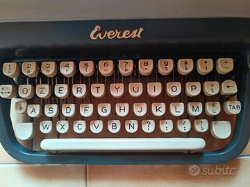 Macchina da scrivere Everest
