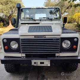 Defender TD 300 1995