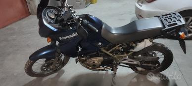 Moto Kawasaki KLE 500