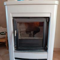 STUFA A LEGNA PIAZZETTA