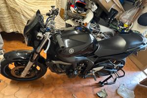 Yamaha fz6 2007 (leggi descrizione)