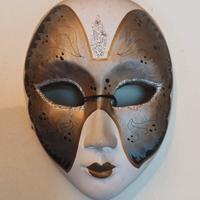 Maschere di porcellana