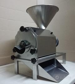 Macchina spremipomodori