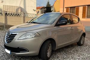 LANCIA Ypsilon 1.2 cc  5 porte