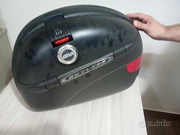 coppia di valigie laterali givi