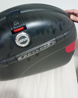 coppia di valigie laterali givi