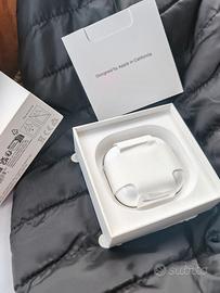 cuffie bluetooth AirPods 4 