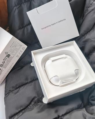 cuffie bluetooth AirPods 4 