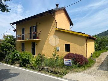 CASA SEMINDIPENDENTE A GIAVENO