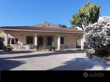 Villetta a 500 mt dal mare dell'Arenella