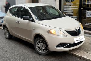 Lancia Ypsilon 1.2 69 CV 5 porte GPL Ecochic Plati