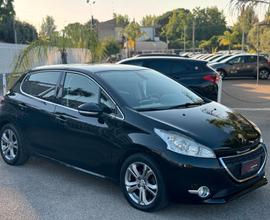 Peugeot 208 1.4 VTi 95CV GPL Allure NAVI