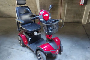 Scooter elettrico per anziani