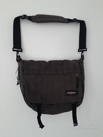 Borsa a tracolla Eastpak Delegate Velveteen Square