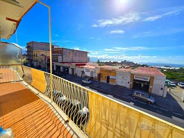 3 LOCALI A TORRE DEL GRECO