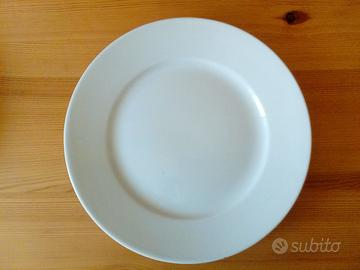 Servizio piatti bianchi