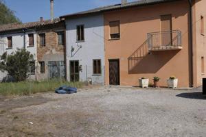 Immobile in asta di 278 m² con 3 locali e box auto