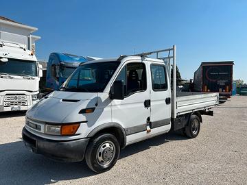 Iveco Daily 35C15 doppia cabina con cassone
