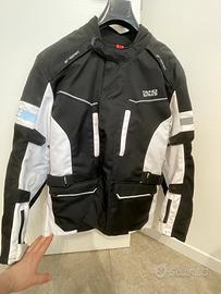 giacca da moto taglia M usata 2 volte