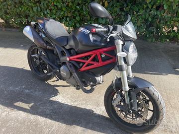 Ducati Monster 796 - 2011