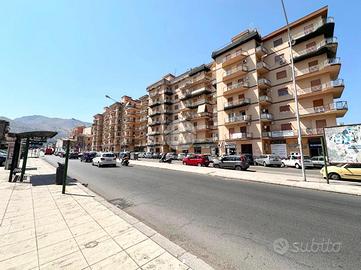 4 LOCALI A PALERMO