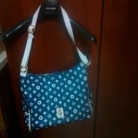 borsa Blue e bianca
