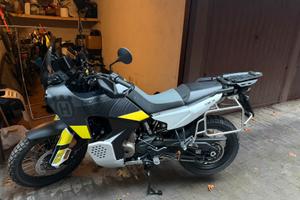 Husquarna 901Norden Nuova superaccessoriata 40 km