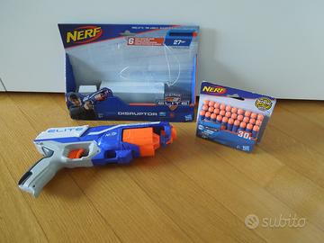 Pistola Nerf e confezione dardi