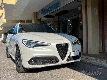 Alfa Romeo Stelvio 2.2 t Veloce Ti Q4 210cv auto *