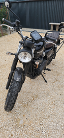 Triumph scrambler black