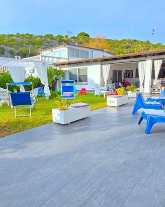 Chalet Little Paradise TriFamiliare sulla spiaggia